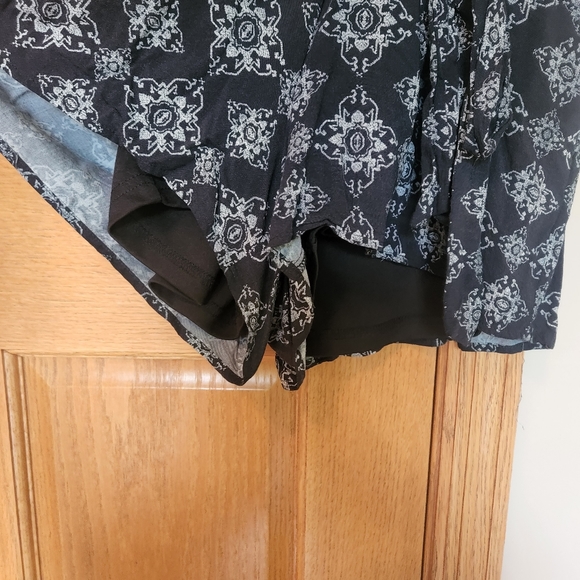 Staccato Romper - Picture 5 of 11